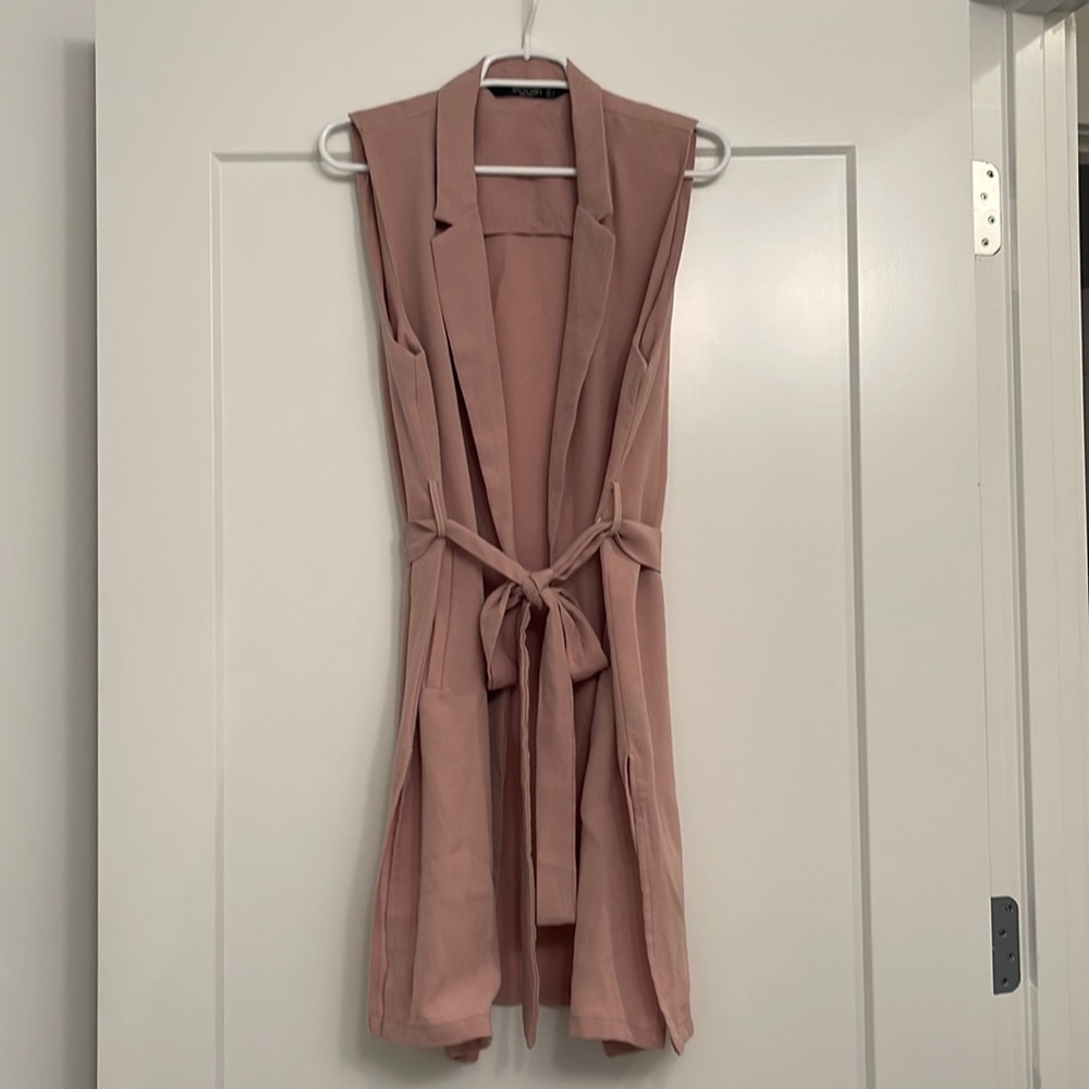 Long pink fashion blazer